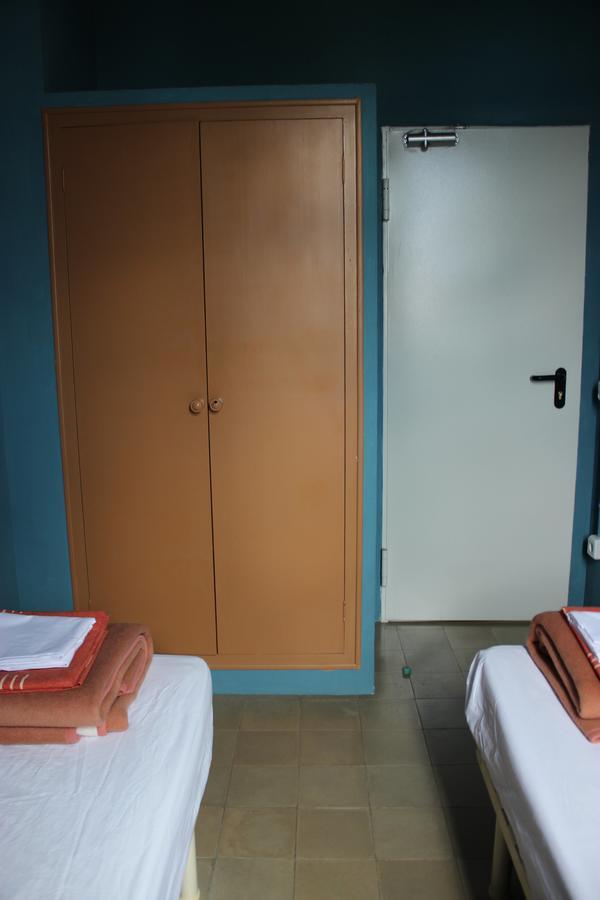 Alberg Solidanca Hostel 팔라프루헬 외부 사진