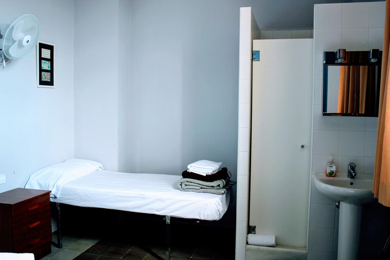 Alberg Solidanca Hostel 팔라프루헬 외부 사진